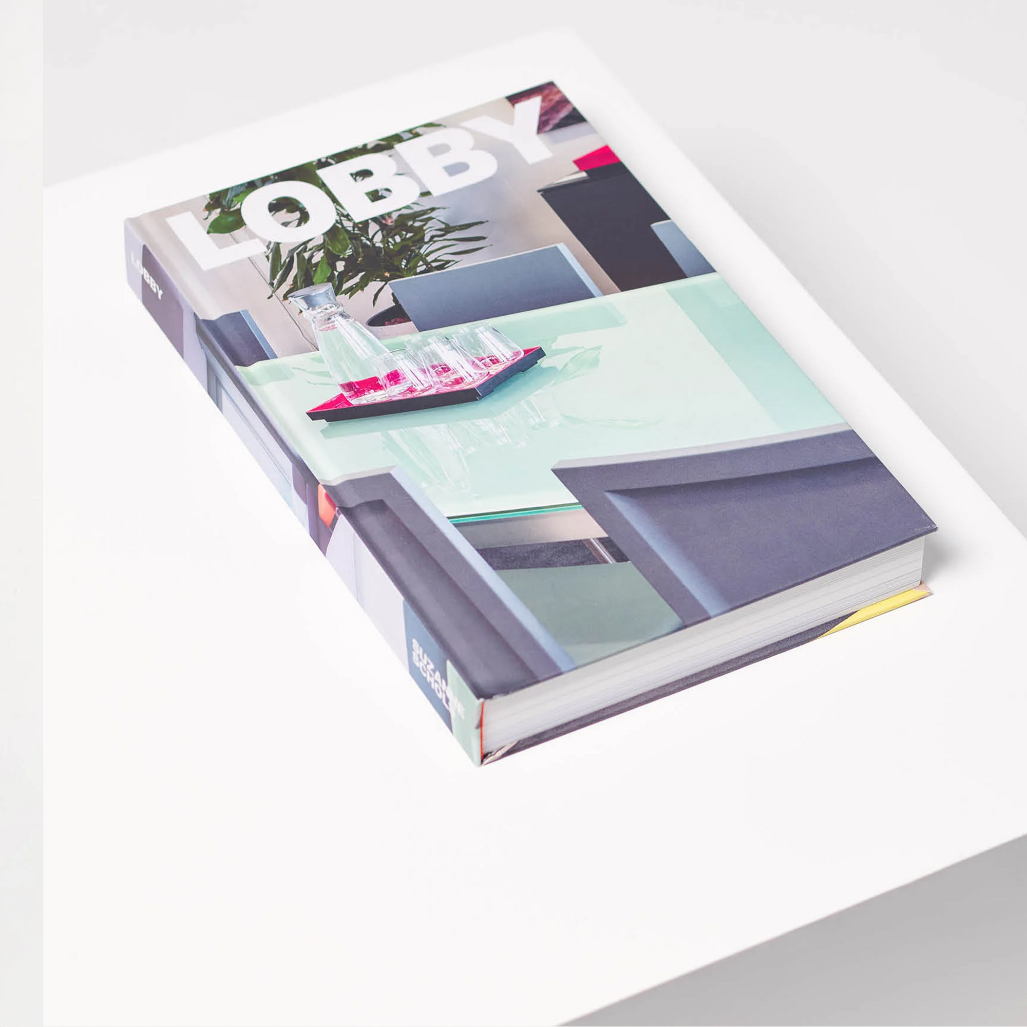 LOBBY – Suzanne Schols